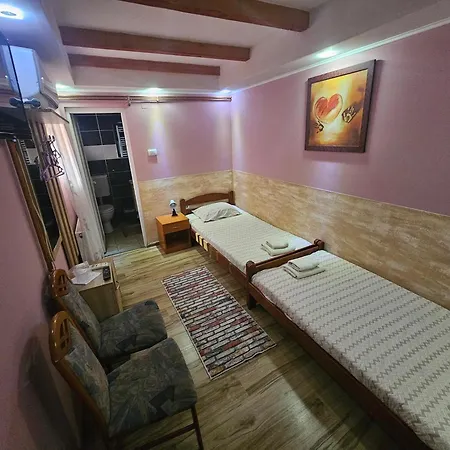 酒店 Prenociste Simke 苏博蒂察