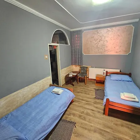 Prenociste Simke 3* Subotica