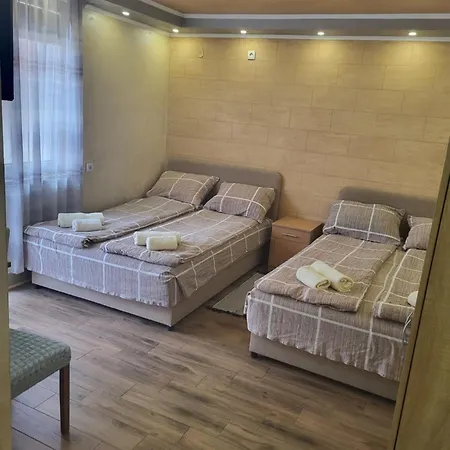 Hotel Prenociste Simke 3*