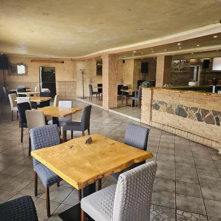 酒店 Prenociste Simke 3*